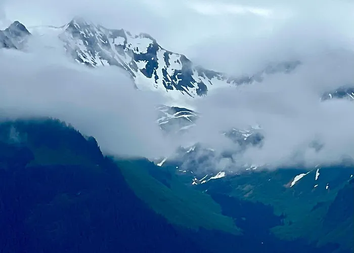 Murphy\'S Alaskan Inn